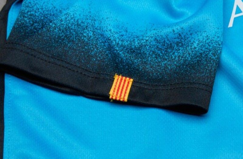 Barcelona derde shirt seizoen 2015/2016